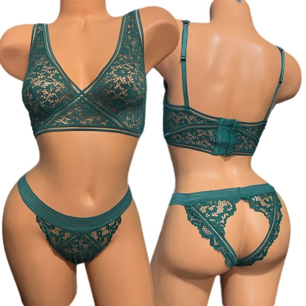 Victoria’s Secret set Very sexy Unlined bralette S & peekaboo cheekini panty M